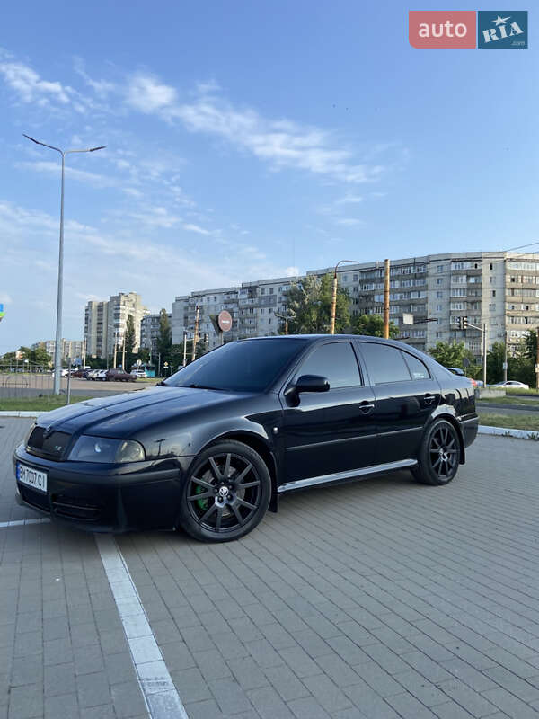 Лифтбек Skoda Octavia 2006 в 
