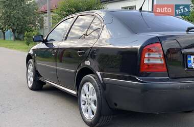 Лифтбек Skoda Octavia 2008 в 