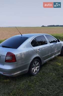 Лифтбек Skoda Octavia 2009 в Городке