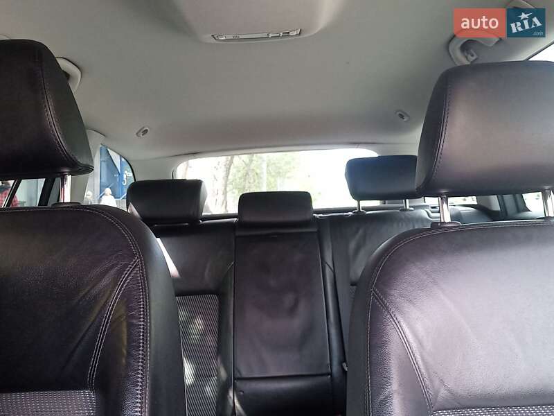 Універсал Skoda Octavia 2009 в Одесі