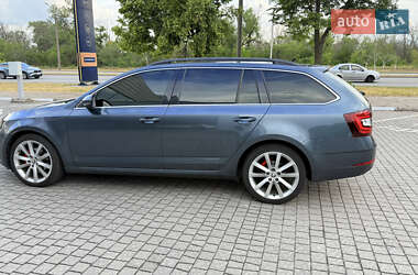 Универсал Skoda Octavia 2017 в 