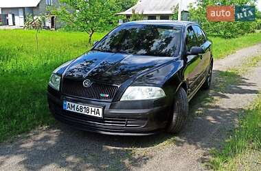 Лифтбек Skoda Octavia 2004 в 