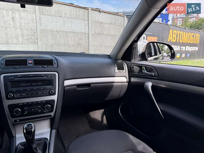 Лифтбек Skoda Octavia 2010 в Харькове