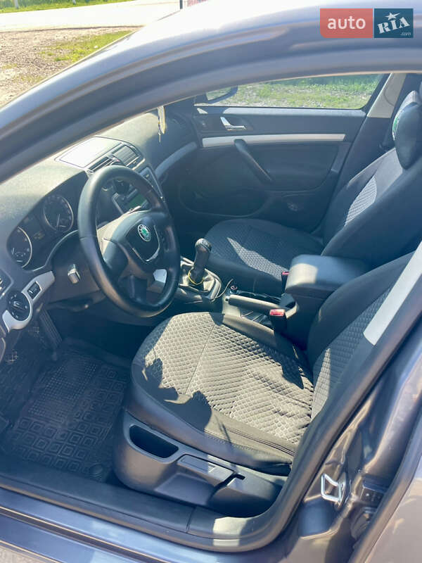 Ліфтбек Skoda Octavia 2012 в Коломиї