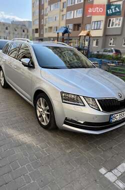 Универсал Skoda Octavia 2019 в Львове