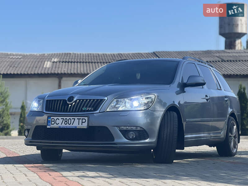 Универсал Skoda Octavia 2012 в Золочеве