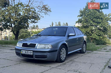 Лифтбек Skoda Octavia 2004 в 