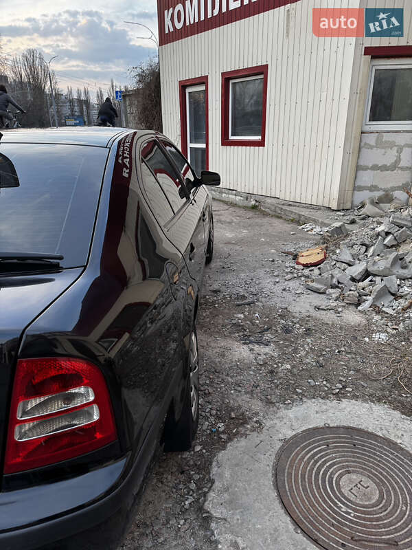 Ліфтбек Skoda Octavia 2006 в Києві