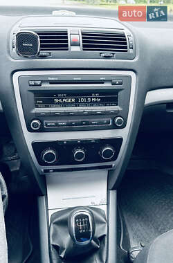 Лифтбек Skoda Octavia 2011 в 
