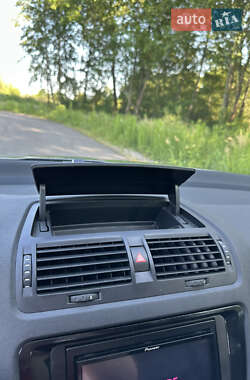 Универсал Skoda Octavia 2009 в 