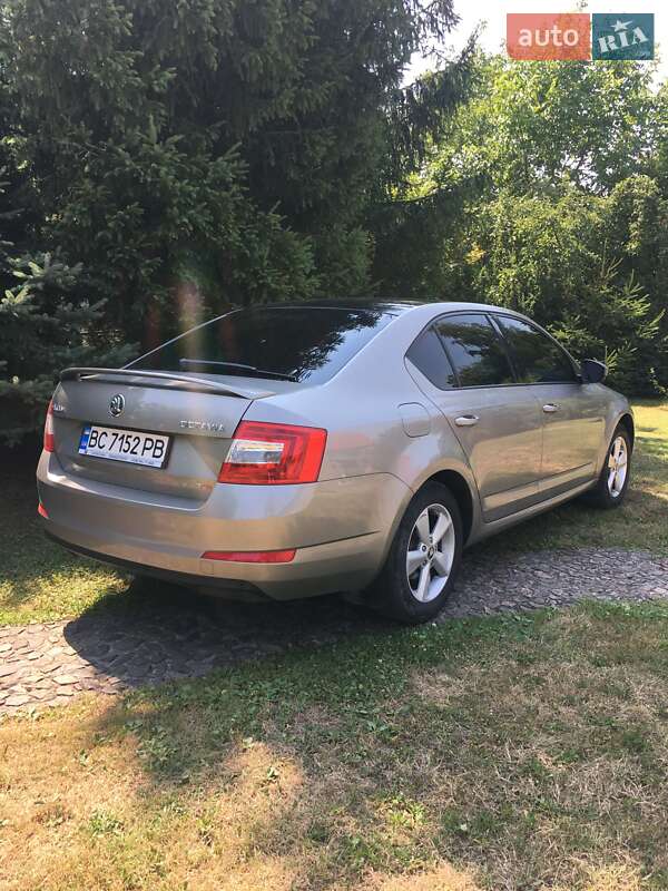 Лифтбек Skoda Octavia 2013 в Жовкве