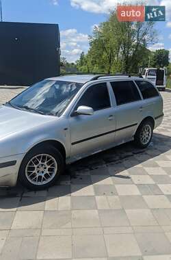 Универсал Skoda Octavia 2001 в Самборе