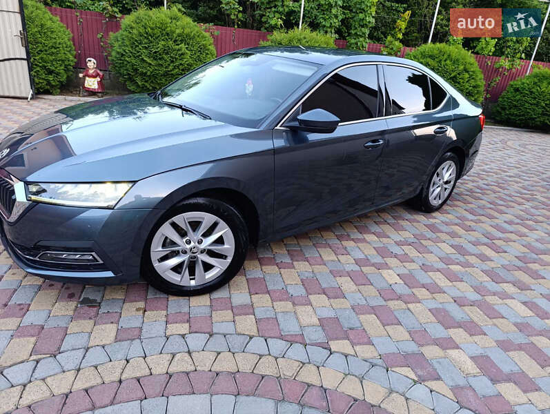 Лифтбек Skoda Octavia 2021 в Виноградове