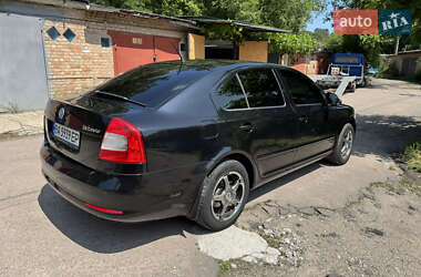 Лифтбек Skoda Octavia 2011 в Кропивницком