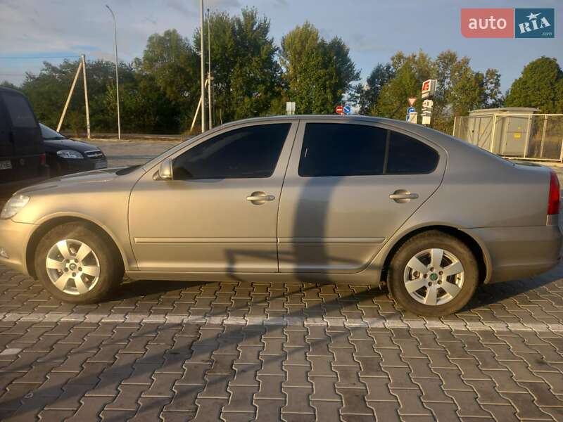 Ліфтбек Skoda Octavia 2011 в Ужгороді