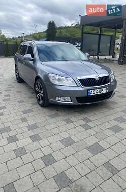 Універсал Skoda Octavia 2012 в Воловцю