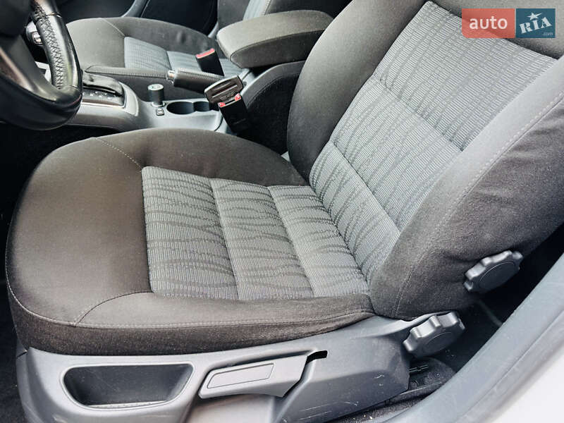 Універсал Skoda Octavia 2012 в Житомирі