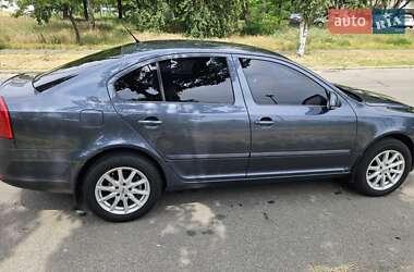 Лифтбек Skoda Octavia 2009 в 