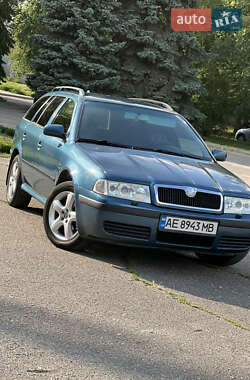 Універсал Skoda Octavia 2003 в Лозовій
