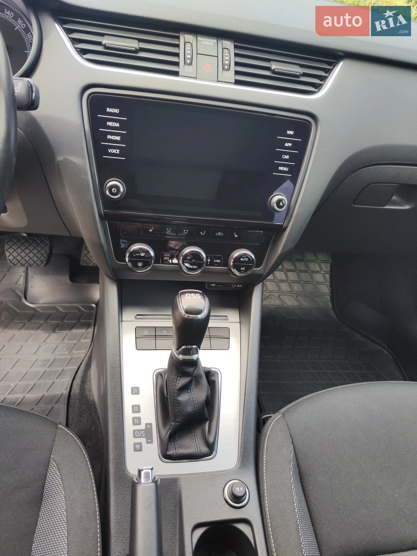 2017 Skoda Octavia - мініатюра 20