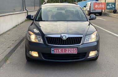 Універсал Skoda Octavia 2010 в 