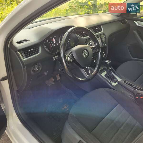 Універсал Skoda Octavia 2016 в Володимирі фото 16 Універсал Skoda Octavia 2016 в Володимирі