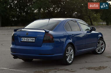 Лифтбек Skoda Octavia 2009 в 