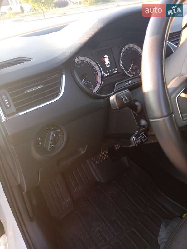 Универсал Skoda Octavia 2018 в Городке