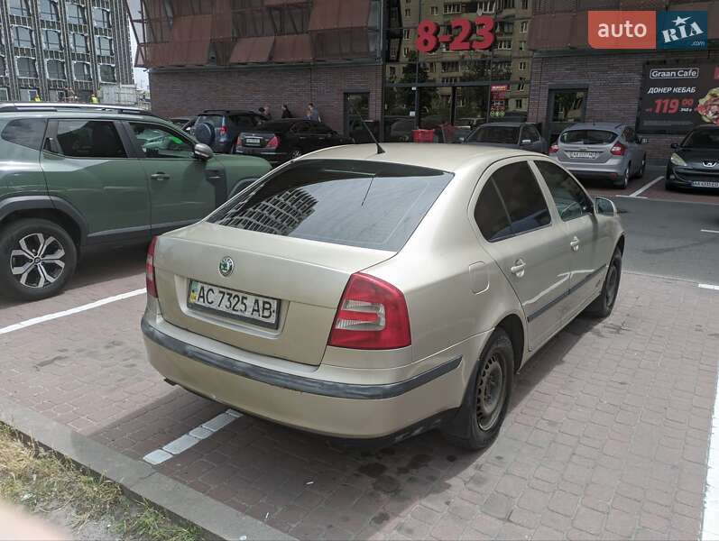 Лифтбек Skoda Octavia 2005 в Киеве