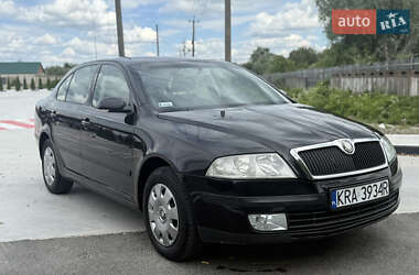 Лифтбек Skoda Octavia 2006 в 