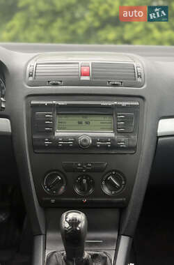 Лифтбек Skoda Octavia 2006 в 