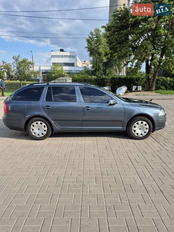 Универсал Skoda Octavia 2007 в Черкассах