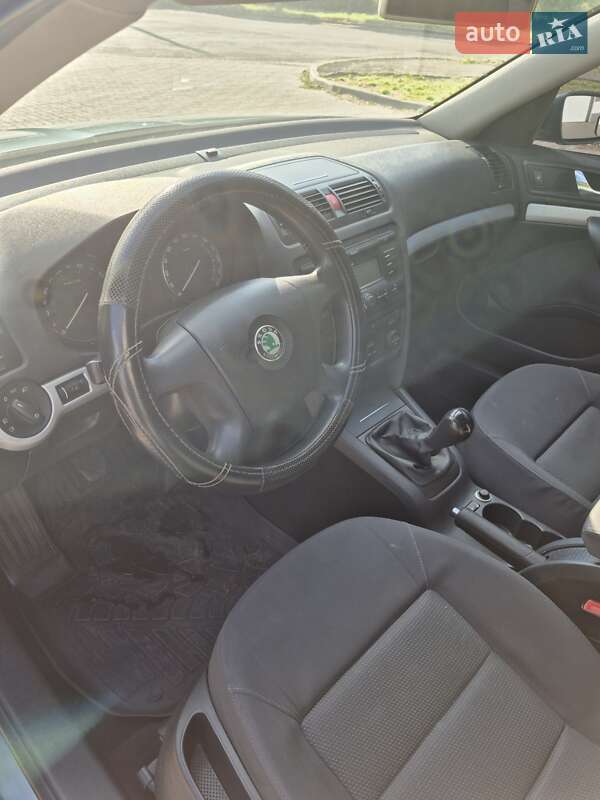 Универсал Skoda Octavia 2007 в Черкассах