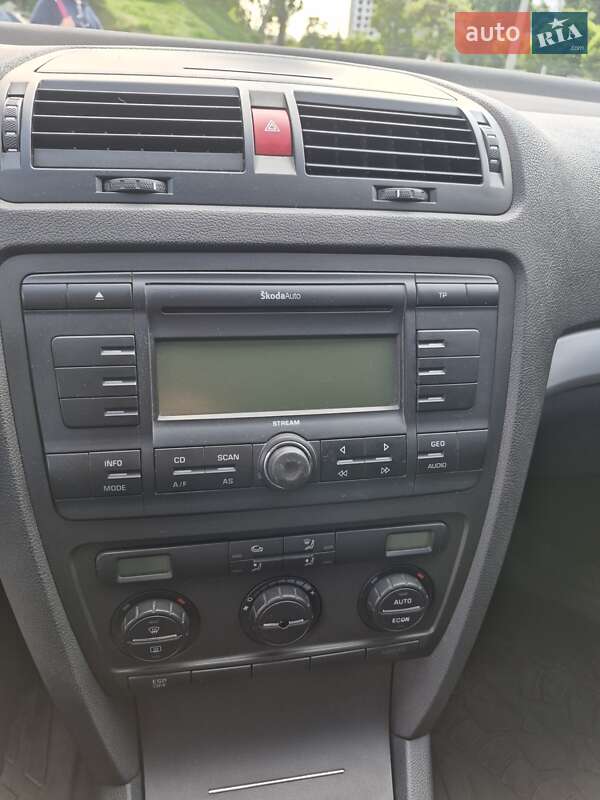 Универсал Skoda Octavia 2007 в Черкассах