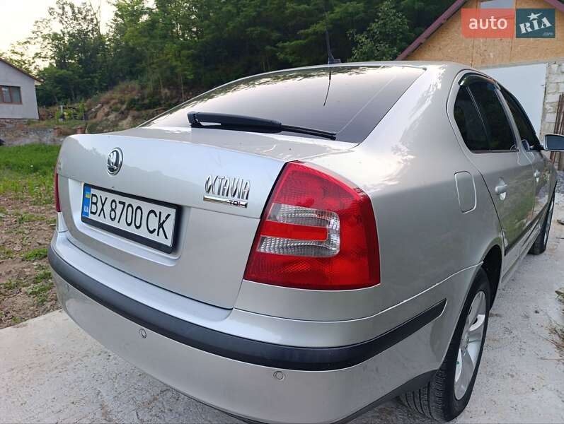 Лифтбек Skoda Octavia 2006 в Новоднестровске