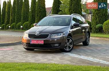 Универсал Skoda Octavia 2014 в Сарнах
