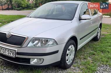 Лифтбек Skoda Octavia 2006 в 