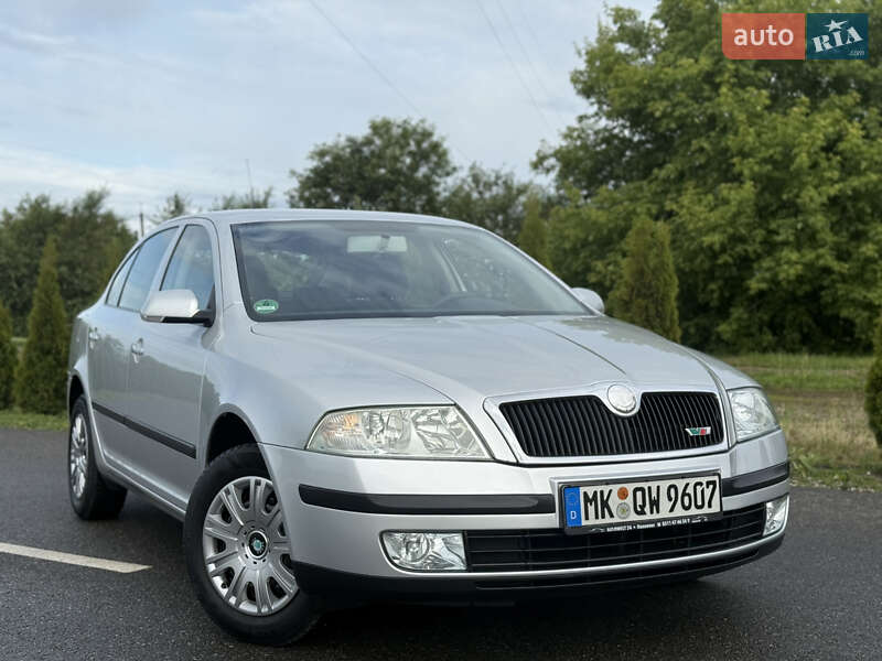 Лифтбек Skoda Octavia 2005 в 