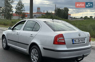 Лифтбек Skoda Octavia 2005 в 