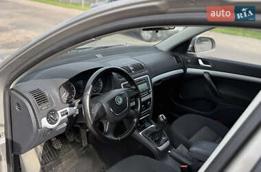 Лифтбек Skoda Octavia 2011 в 