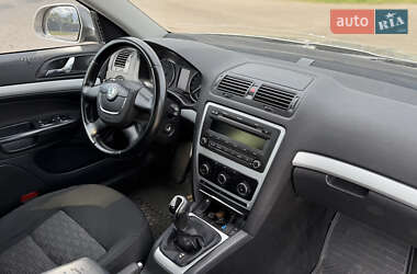 Лифтбек Skoda Octavia 2011 в 