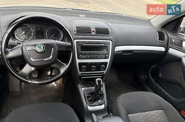 Лифтбек Skoda Octavia 2011 в 