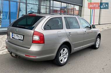 Універсал Skoda Octavia 2012 в 
