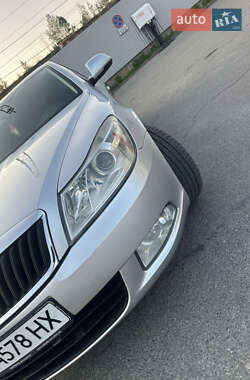 Лифтбек Skoda Octavia 2009 в 