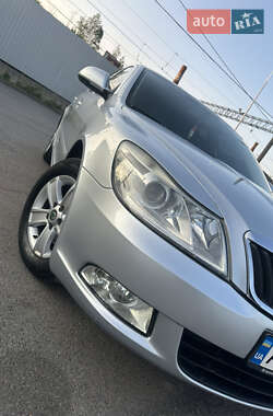 Лифтбек Skoda Octavia 2009 в 