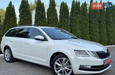 Универсал Skoda Octavia 2019 в 
