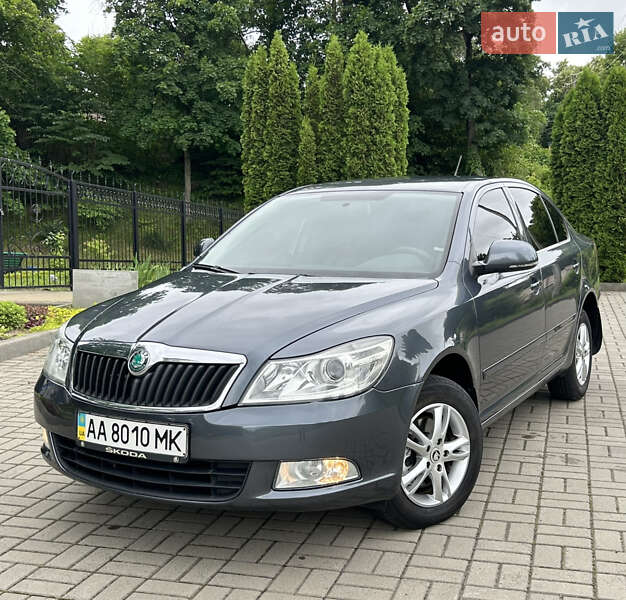 Ліфтбек Skoda Octavia 2012 в 