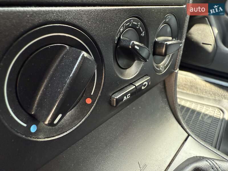 Лифтбек Skoda Octavia 2006 в Ровно