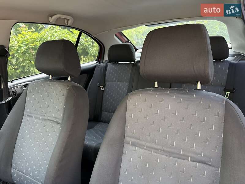 Лифтбек Skoda Octavia 2006 в Ровно