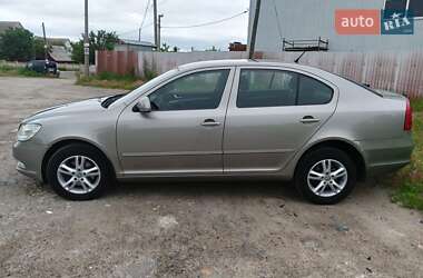 Лифтбек Skoda Octavia 2012 в 